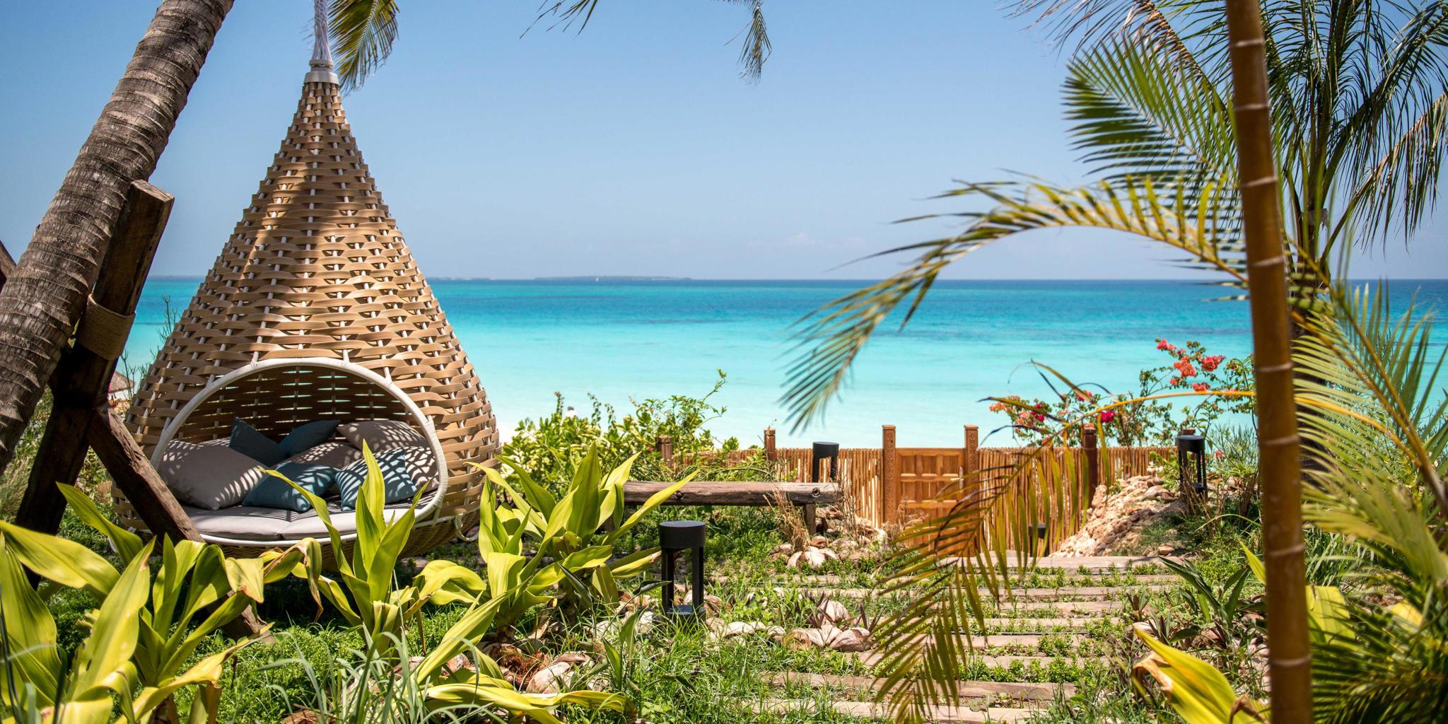 best-time-to-visit-zanzibar-beach.jpg